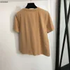 مصمم المسارات للسيدات ملابس العلامة التجارية للسيدات الصيف T Shirt شعار طباعة شعار فتاة سروال الساق المستقيمة 22 ديسمبر