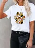女性用Tシャツ犬の顔面白いトレンド90年代プリント半袖ティーメスカジュアルファッション服夏の女性服グラフィックTシャツ