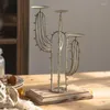 Świece Kreatywne retro zaprojektowane przez Iron Cactus Candlestick Table Top Dekoracja Uchwyt dekoracyjny