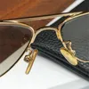 Nouvelles lunettes de soleil de la mode 8255 Cadre de métal triangulaire de conception unique et de style généreux de style haut de gamme UV400