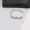 Nouvelle broche de mode pleine de diamants personnalité revers élégant Tempérament polyvalent épingle accessoires de sliver diamant perlé en or rouge en or une broche 9118