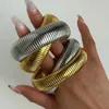 Bangle 18k Gold Plated Titanium Steel Armband Vintage Elastic Gypsy Polering för kvinnor flickor mode estetiska smycken