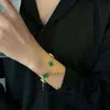 Vans Clovers Armband 2024 Neues Kleearmband farbloses Titanstahl Reversible 18k Noble Nischendesign Damen Geschenk