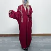 Etnische kleding Dubai Abaya Kaftan Collage geborduurd losse vest trend moslimjurk vrouwen batwing mouw Middle East Robe Caftan