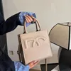 Üst Tapı Alışveriş Yapıcı Günlük Tasarımcı Çanta Tote Luxurys Deri Çanta Haftası Kadınlar 7A Crossbody Bag Moda Omuz Kayışı Pochette Erkekler Çanta Debriyaj Çanta