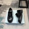Chaussures de designer classiques Femme monolithe en cuir noir mocassins plate-forme mocassins mocassins brossés lacets à lacets talons sneaker dame robe chaussures bureau box décontracté