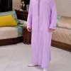 Abbigliamento etnico uomini abaya islam islam arabo musulmano djellaba galabia thobes thobes a v-scollo a maniche lunghe bloccate saudite qamis kameez