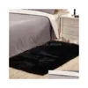 カーペット柔らかいふわふわしたフェイクファーエリアラグベッドルームリビングルーム特別な快適でファジーなラグ洗えるぬいぐるみカーペットベッドの家の装飾