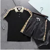 Mens textos de pista masculino conjunto de streetwear casual respirável terno de verão tops shorts camisetas esportivas esportivas de terno esportivo