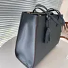 Sacs de soirée Femmes Élégantes Simplicité en cuir Grand sac à bandoulière Mesdames avec Tassel Work Handsbag Tote