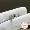 Studörhängen Geoki Luxury 925 Sterling Silver Totalt 2-4 CT Perfect Cut Passe Diamond Test VVS1 Emerald D Color Moissanite Gift