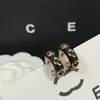 New Black Stud Earring Designer Vintage Luxury Earrings Classic Design Gifts Jewelry Romantic Style Couple Family Love Gift Stud Earrings