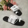 Slippers Summer Pantuflas Mujer creux Hollow Flat Outdoor Flip Flip Flip Trend Femed Trend Sapatos Feminino