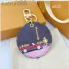 Designer keychain Handmade PU leather heart pattern Car Key chains Bag Fashion Charm Hanging decoration Pendant Accessories damier