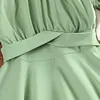 Vestidos de menina Crianças vestido casual para garotas verão 2023 Criança de ombro frio de manga curta Princesa verde Cenas Crianças 2-8y