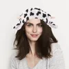 Berets Cow Plush Hat Boże Narodzenie Plushies Piękny lampart śliczne czapki urocze uszy ciepłe uszy