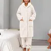 Frauen zwei Stück Hosen warmes Flanell Frauen Herbst Herbst Winter Pyjama Sets dicker Korallenmille