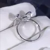 Ny stil Bow Tie Diamond Ring Luxury Simulation Diamond Ring Temperament Female Wedding Ring Fashion Supply340w