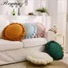 Regina Cute Pompom Tassel Cushion redonda Decoração de casa Nórdica travesseiro decorativo para sofá de cama de malha de malha arremesso de cadeira 231222