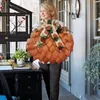 Dekorativa blommor Snöflingor Kransar för ytterdörren Halloween Pumpkin Wreath Thanksgiving Tygdekorationsfönster Sugkoppar