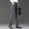Męskie dżinsy Business swobodne luźne proste mody klasyczne niebieskie prace dżinsowe spodnie odzieży Rozmiar 28-40