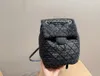 Mochila de jeans de qualidade de 7A com manta de diamante Padrão de diamante Mulheres de ombro de ombro de corrente