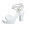 Dress Shoes 2023 Fashion dames enkel-wrap sandalen platform vrouwen kristallen gesp bak dikke hak