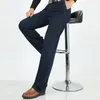 メンズジーンズの男性ストレートレッグデニムカラーファーストハイウエスト、フォーマルなビジネススタイルのための広い脚の伸縮性ポケット