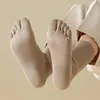 Calzini da uomo per uomini alla moda di alta qualità 95% cotone traspirante a cinque dita casual dita di punta assorbono sudore