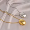 Collier pendentif ovale en acier en argent doré de haute qualité chaîne de pull de style neutre simple et à la mode longue pour les femmes