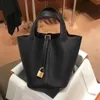 70% Factory Outlet Off Borsa a secchiello portatile di fascia alta portatile in pelle di vacchetta di grano litchi per bambini, filo di cera cucito a mano in vendita