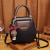 Nuova borsa da donna retrò in pelle vera, borsa intrecciata alla moda e personalizzata, borsa a tracolla a spalla singola in mezzo a spalla, borsa per lavoro per lavoro