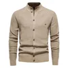 Sweaters para hombres Europa y American Spring Autumn Cardumn Cardigan Men High Elastic Business Quality Knit