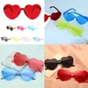 Sonnenbrille 8pcs/Set Love Heart Form Frauen randloser Rahmen klare Linse Bunte Sonnenbrille weibliche rote gelbe Schatten Reise Reisen