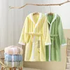 Towel Autumn And Winter Coral Fleece Bathrobes Boys Girls Absorb Water Fast-Drying Capes Can Wear Swim Dressing Gowns