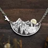 Colliers pendants Collier de montagne neige hommes femmes bijoux rétro paysages naturels arbre au lever du soleil