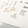 Boucles d'oreilles étalon 2023 Fleur de perle simulée Lumière mignonne de boucles d'oreille coréennes romantique