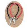 50pcs lots bracelet en cuir antique argent benedict médaille croix clés clés religieux pendentifs Red Black251a