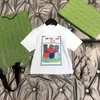 2024 Merkontwerper Boy Girl Summer Summer Sort Sleeve T-shirts Druk T-shirt Kleur Matching Pure katoenen ronde kraag mode Hoogwaardige kleding AAAAAA