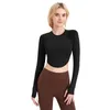 Chemises actives Slim Fit Workout Sports Top de poitrine intégrée PAD TORT EXTÉRIEUR ARC CHEPT LONG LONCE FITNESS YOGA Wear Women Shirt