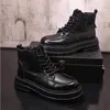 Fashion Black Brown Leather High Tops Chaussures Chaussures décontractées Bottes de moto Boots Boots Chaussure Homme 10A32