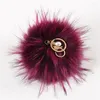 مفاتيح مفاتيح لطيف Faux Fur Ball -keychain Women Car Key Chain Ring Pompom Pearl Decoration Elndant for Bag Backpack Accessories