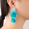 Boucles d'oreilles en peluche fleurs de tissu lume exagérées pour les bijoux de fête des femmes (ER006227)