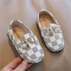 Retro kratowrogi dzieci trampki pu skóra Anglia swobodne style dziewczęta buty skórzane buty miękkie wygodne mokasyny na dzieci buty dla dzieci rozmiar 21-30