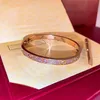 Pulletiva de diamante completa de alta qualidade Jóias de moda de jóias de luxo Bracelets Design Design Men Mulheres pulseira Valentine SE233A