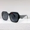 Simbolo della lettera PR occhiali da sole Strama acetato Design oversize con sfaccettature geometriche complesse sui bordi Design tridimensionale di templi con logo PR PR28Z