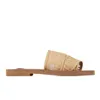 Slippers Slippers Slippers Sandals Cloe Wooden Flates البغال المملوء بالعلامة التجارية O-Embilited Issole. التصميم البسيط يجعل هذا النعل المسطح يومًا صيفًا حقيقيًا