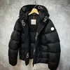 Monclair Classic Parkas Mens 패션 더 복구 재킷 최고 고급 디자이너 다운 재킷 파카 맨 Epaulettes 트렌드 겨울 따뜻한면 재킷 야외 아웃복 코트