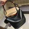 Hammock Hobo Bag Womens Luxury Shoulder Bags Loewies Luo Family Underarm Bag Single Shoulder Crossbody Bag Hamlock Hobo Hammock Vintage Light Luxury Style Hbnw