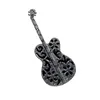 Broches de mode entiers Brooch Guitar Man Brooch Musical Instrument Brooches Corsage Robe Gift Accessory Unisexe Brooch161F